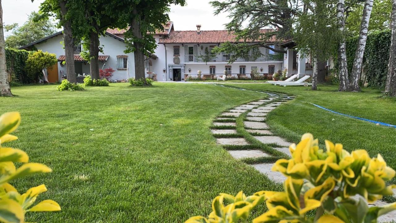 Antica Villa Cuneo- Guest House - "B&B E Non Un Hotel A Cuneo" Luaran gambar